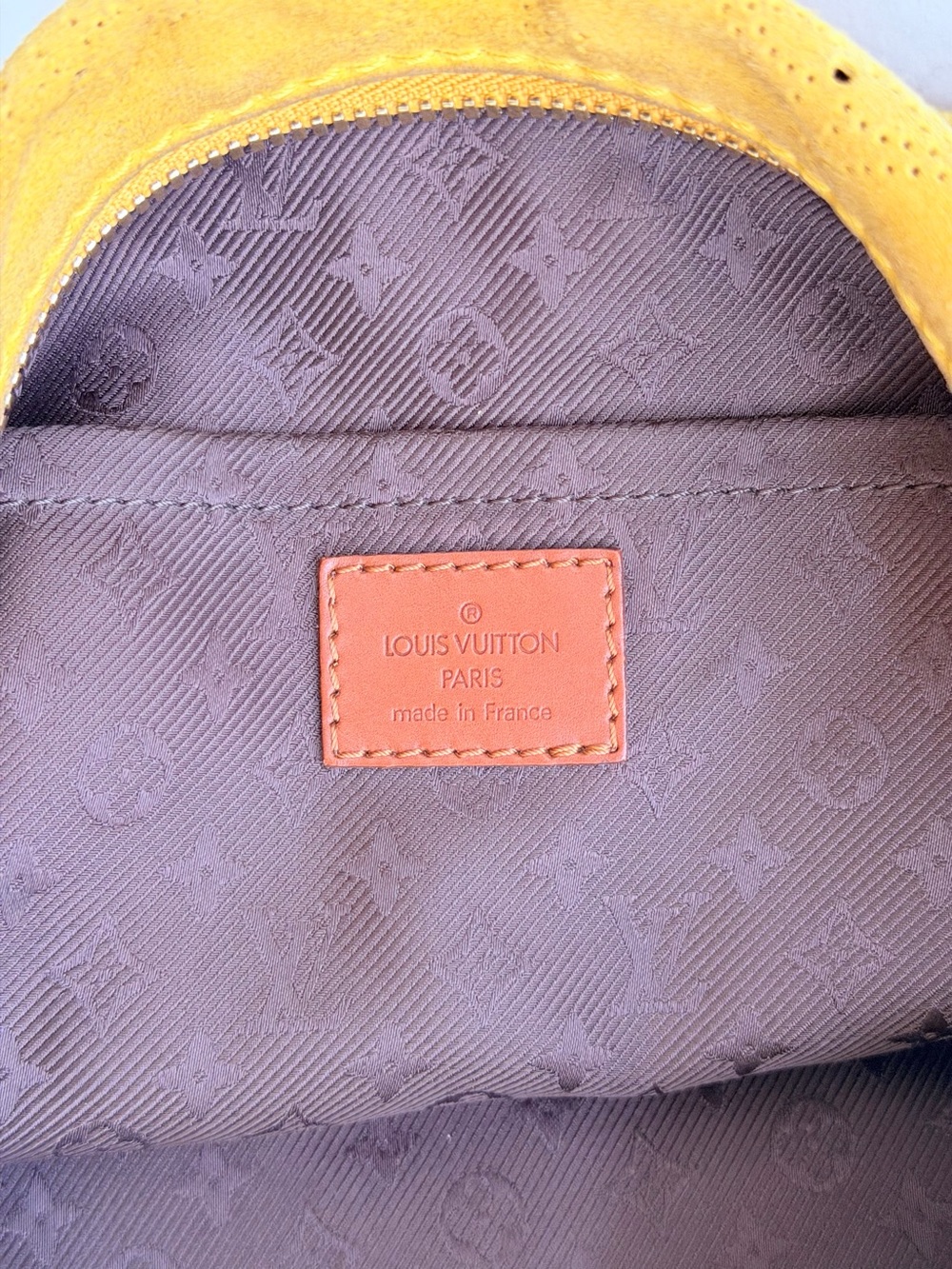 Authentic Louis Vuitton Mahina Onata Hobo Shoulder Bag - Picture 15 of 16